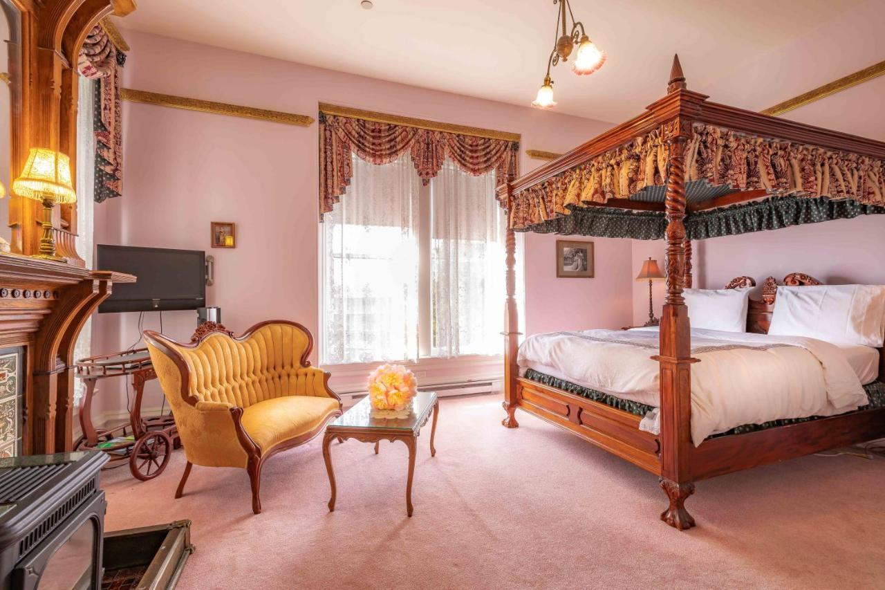 Amethyst Inn Victoria Exteriér fotografie